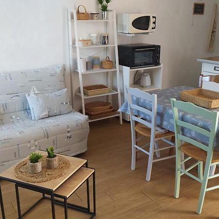 Les Becs - Appartement Bord De Mer, 1 Chambre 생 힐레르 드 리에 외부 사진