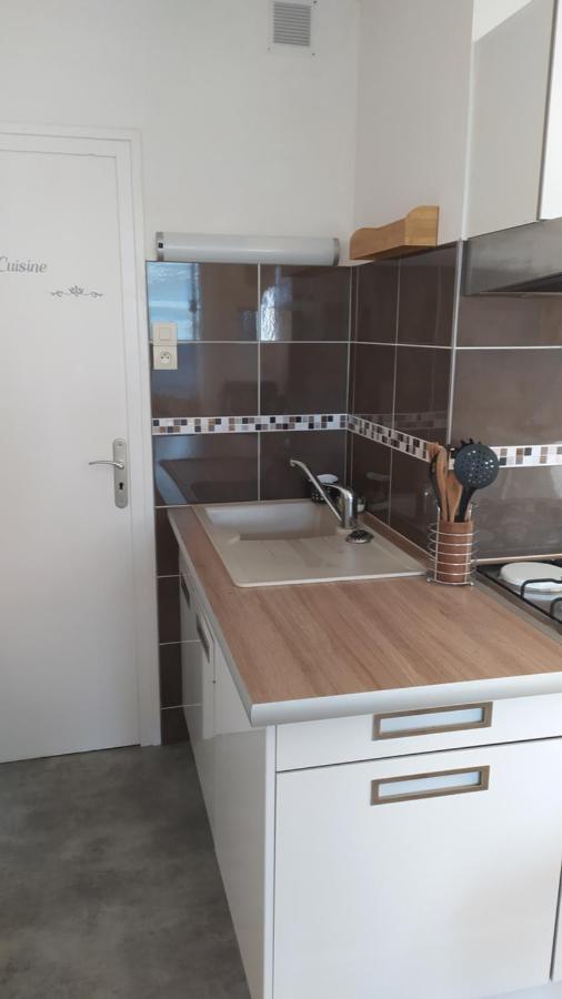 Les Becs - Appartement Bord De Mer, 1 Chambre 생 힐레르 드 리에 외부 사진